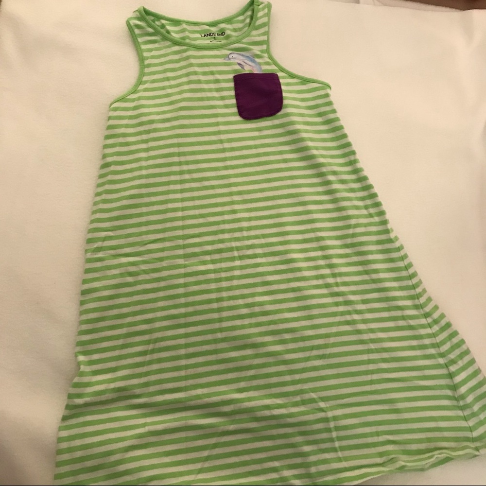 ⭐️4/$10 Lands End Dolphin Dress